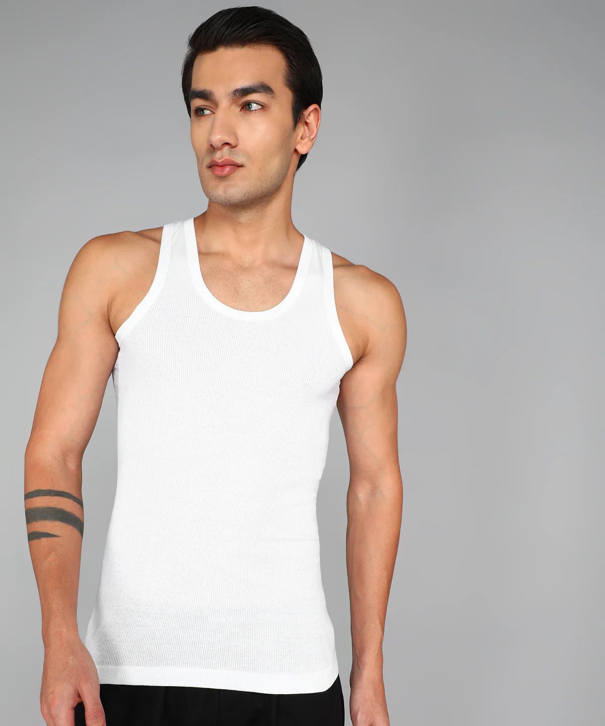 renox-mens-white-ribbed-cotton-vest-front_